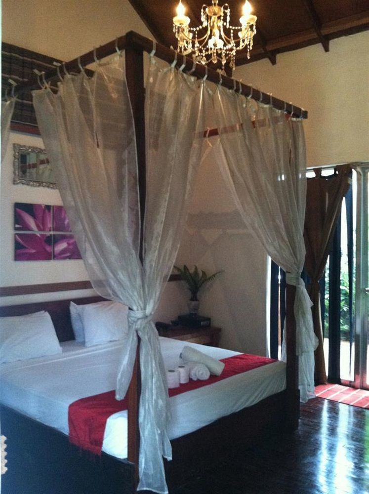 The Lotus Garden Bed & Breakfast Puerto Princesa Exterior photo