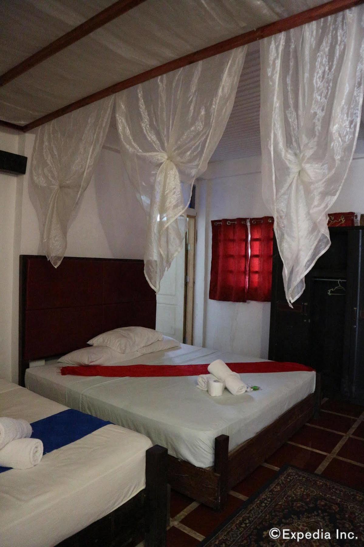 The Lotus Garden Bed & Breakfast Puerto Princesa Exterior photo